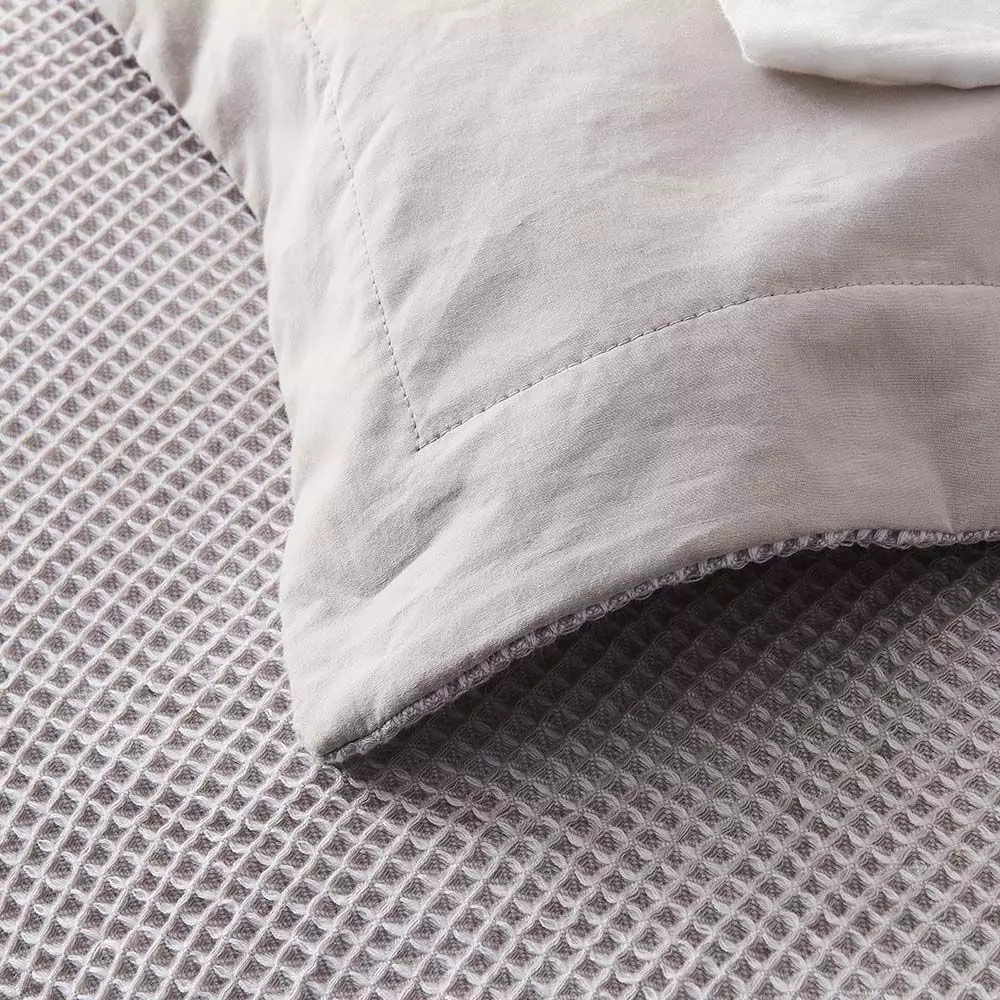 Flemish Quilt Cover - Dove 3 Flemish Quilt Cover - Dove - Image 3