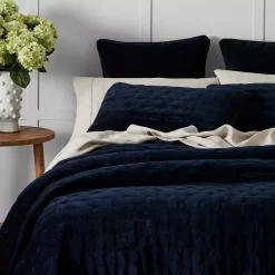 Savannah Coverlet 240x260 7 Savannah Coverlet 240x260 -Bedding Specialty Shop 1117261588 b