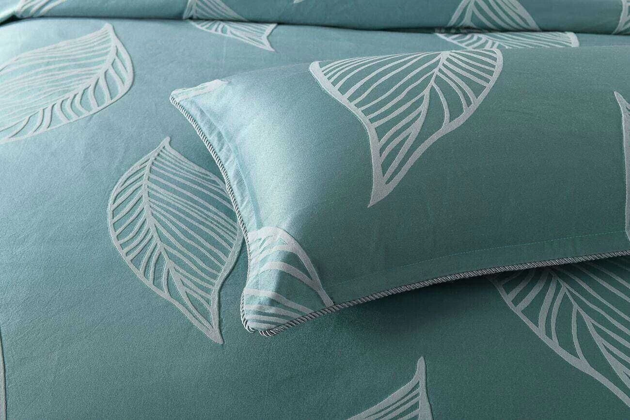 Chloe Quilt Cover Set 3 Chloe Quilt Cover Set - Image 3