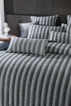 Hyde Quilt Cover Set -Bedding Specialty Shop 31602 3