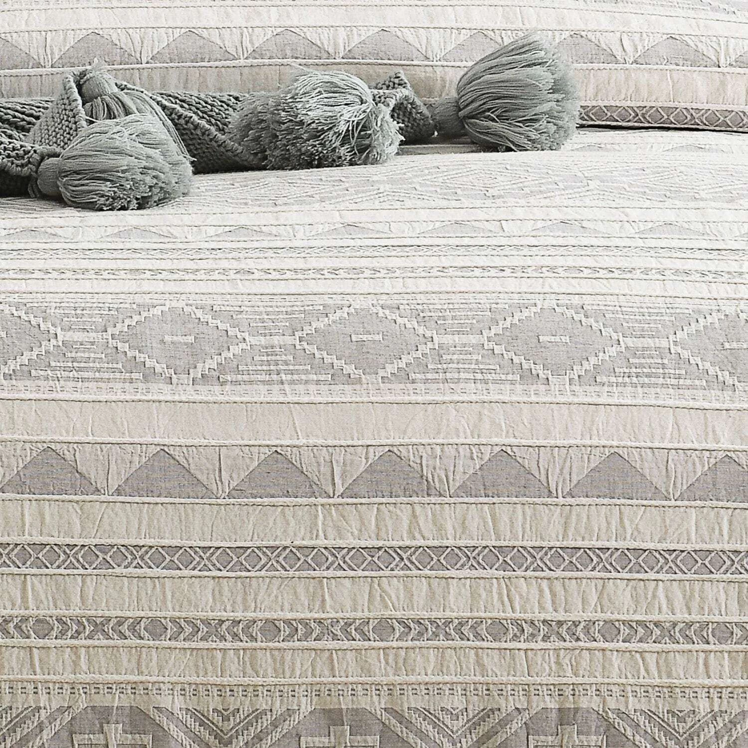 Tristan Quilt Cover Set 3 Tristan Quilt Cover Set - Image 3