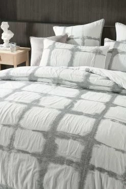 Onyx Quilt Cover Set -Bedding Specialty Shop 31604 3