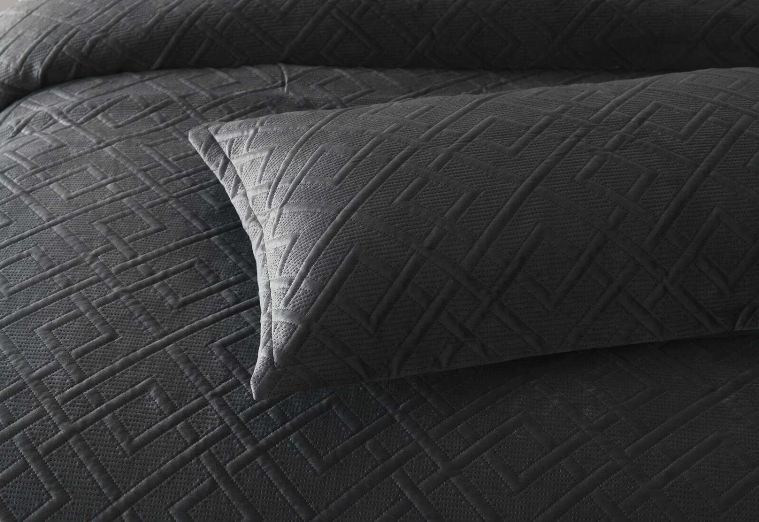 Kolt Quilt Cover Set Charcoal 3 Kolt Quilt Cover Set Charcoal - Image 3