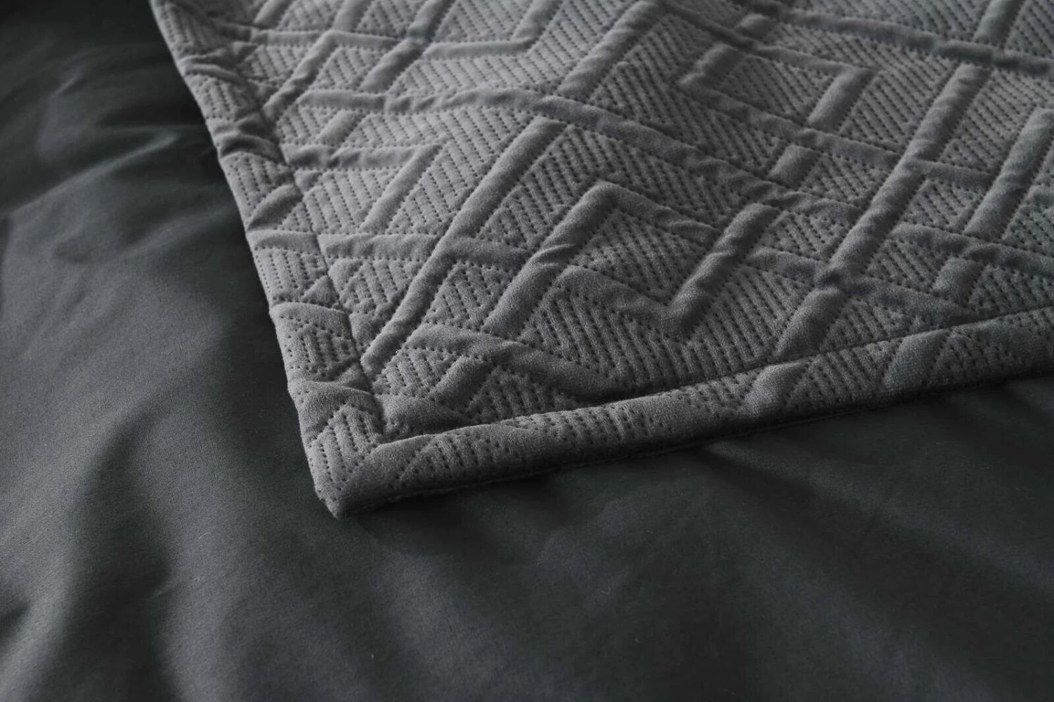 Kolt Quilt Cover Set Charcoal 4 Kolt Quilt Cover Set Charcoal - Image 4