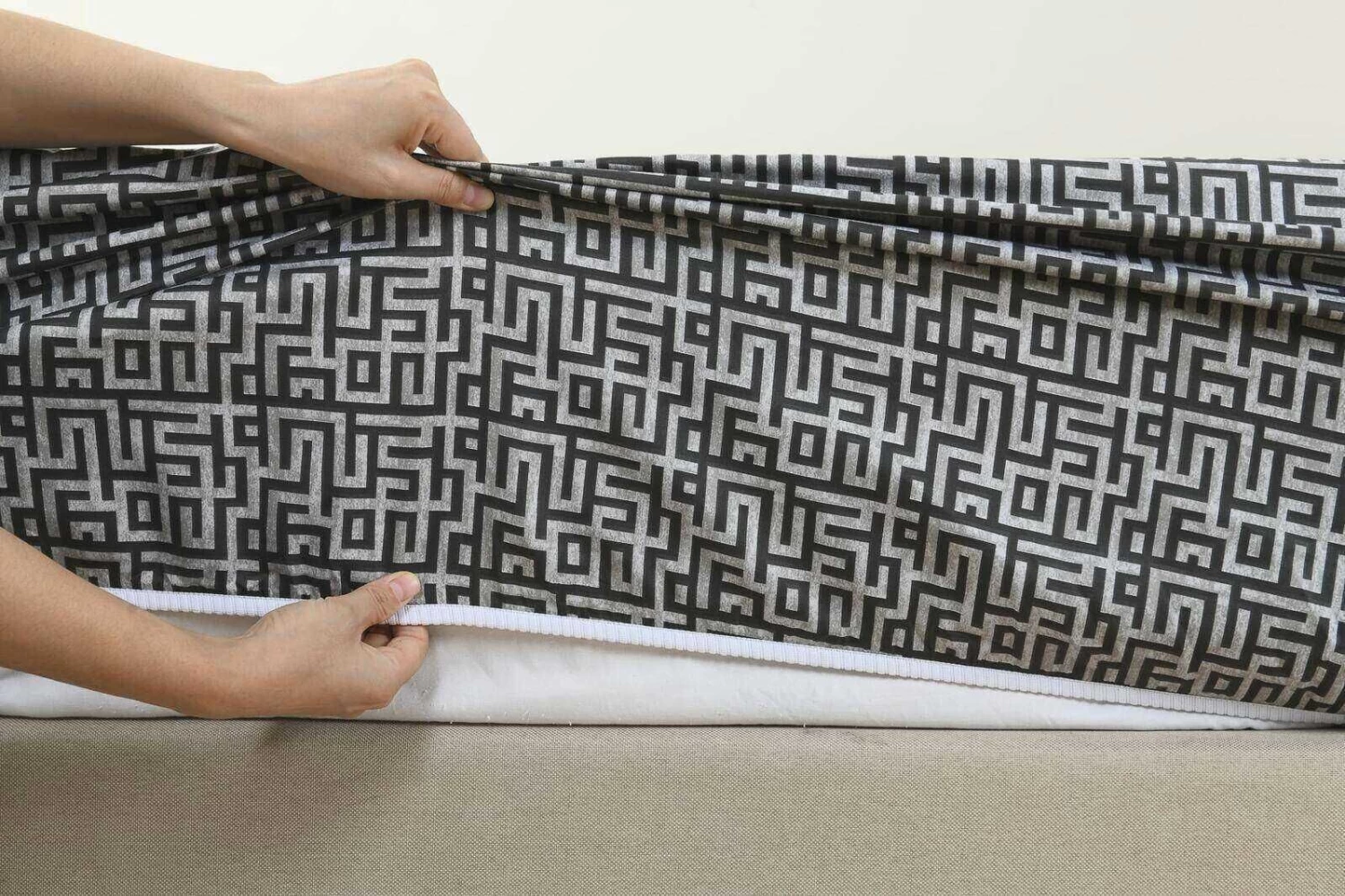 Cassandra Printed Sheet Set 3 Cassandra Printed Sheet Set - Image 3