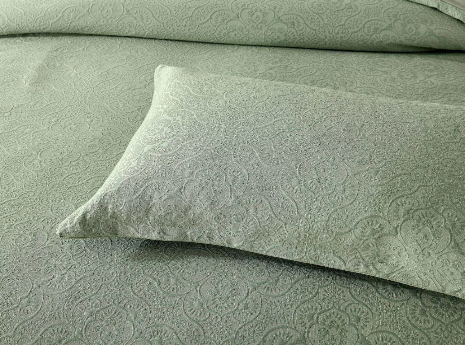 Allena Quilt Cover Set 3 Allena Quilt Cover Set - Image 3