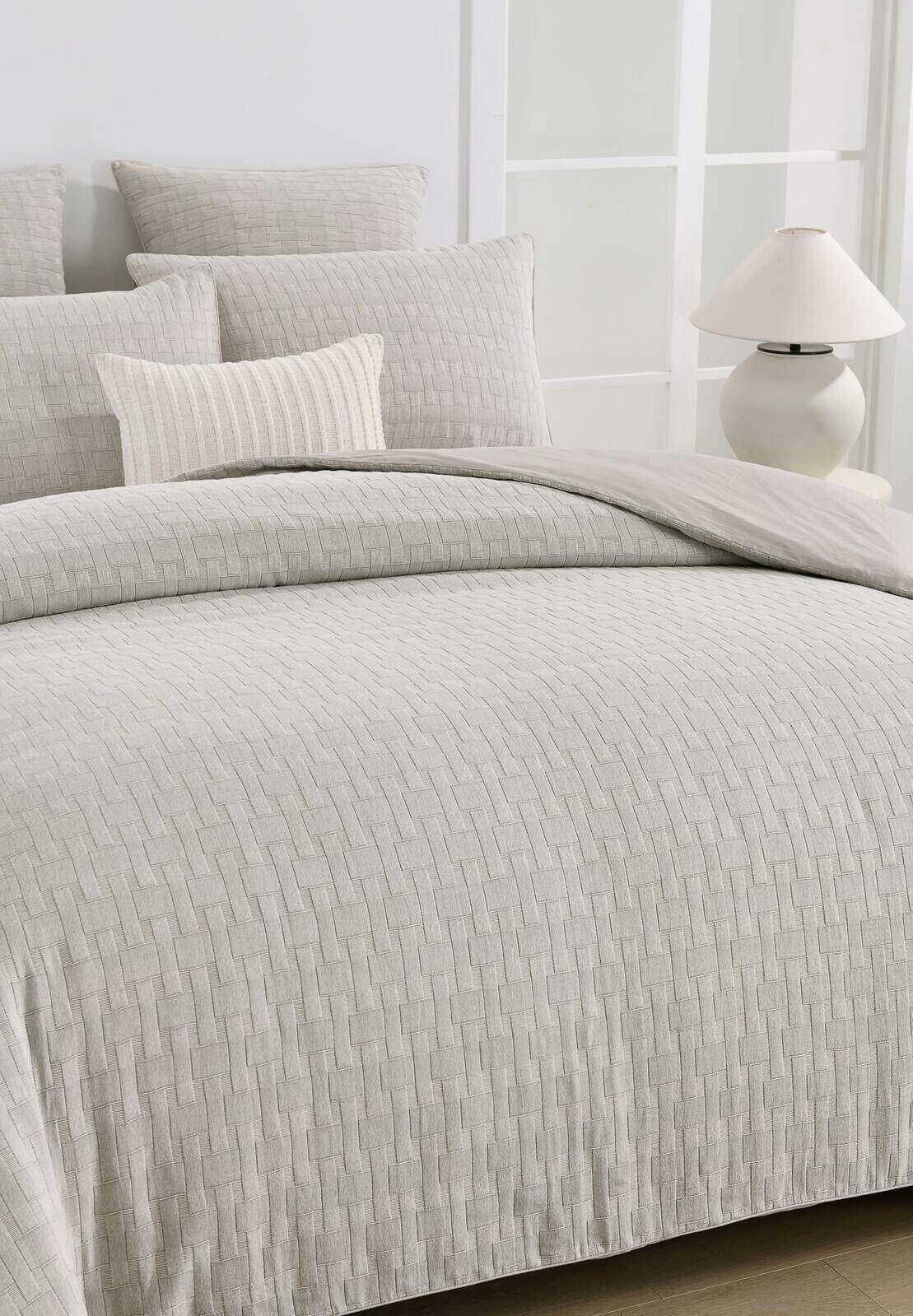 Highett Quilt Cover Set 3 Highett Quilt Cover Set - Image 3