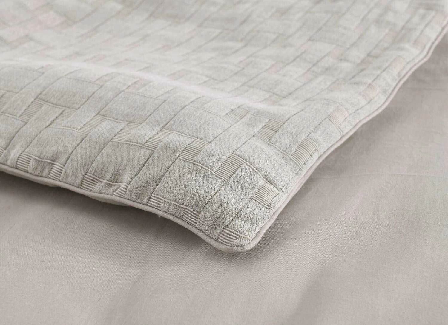 Highett Quilt Cover Set 5 Highett Quilt Cover Set - Image 5